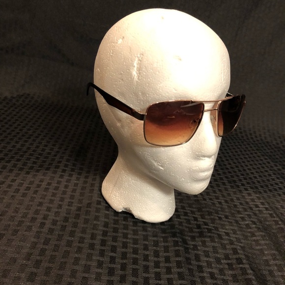 Men’s Sun Glasses - Picture 3 of 5